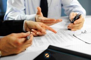 Contrato de empréstimo com um preenchimento de amostra de pessoa jurídica